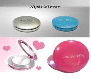 آینه کیفی چراغدار Night Mirror با نور شب هدیه به خ