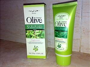 کرم لایه بردار فوری صورت olive اصل