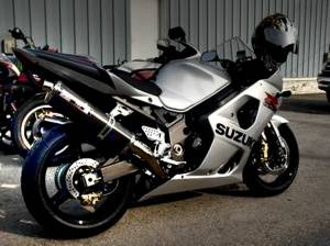 سوزوکیgsx r 1000 +چند دستگاه موتور سنگین