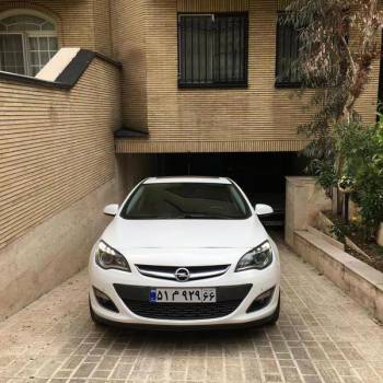 اپل آسترا ۲۰۱۴ Opel Astra