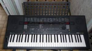 YAMAHA PSR SQ16