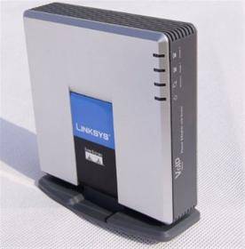 مبدل گوشی تلفن تحت شبکه Linksys SPA 2102