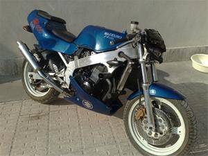 فروش  GSX 400 با برگه سبز