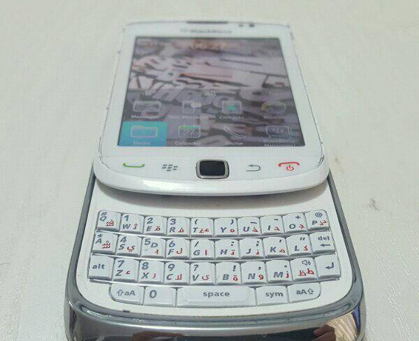 BlackBerry 9800 Torch شیک و خاص