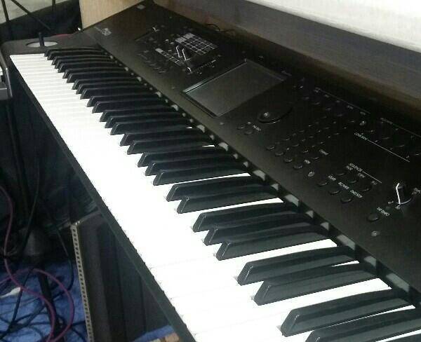 کیبورد korg m50