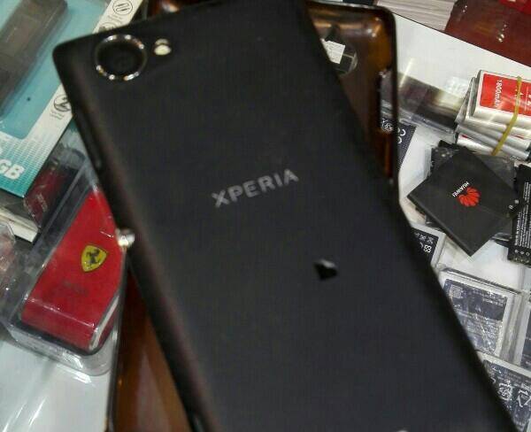 Sony xperia L