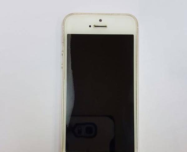 I phone 5s Gold 32G