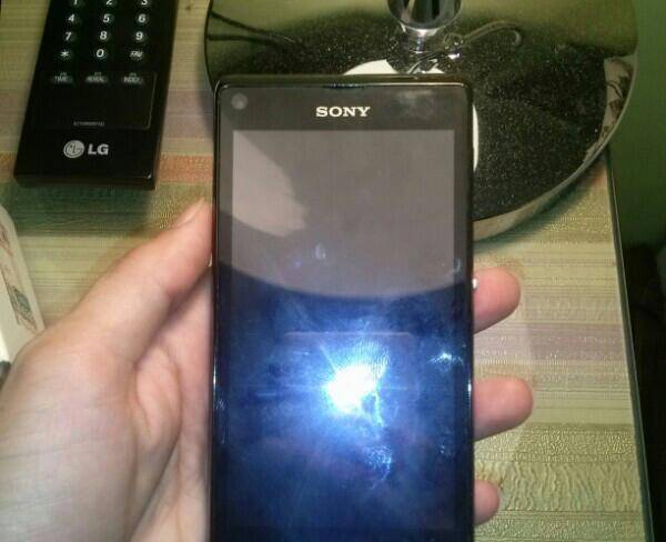 sony Xperia l