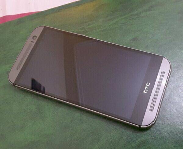 گوشیhtc one m8 بسیار سالم