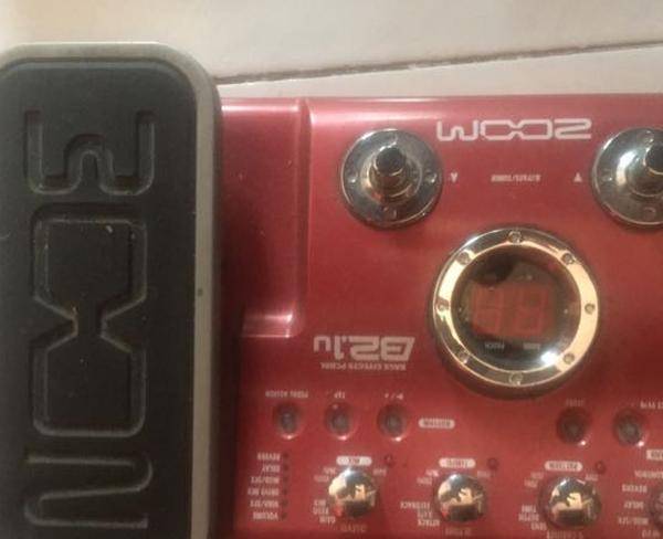 Effect guitar bass zoom b2.1u