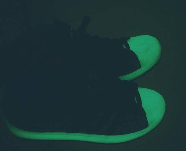 کتانی آدیداس شب رنگ BlackLight Adidas