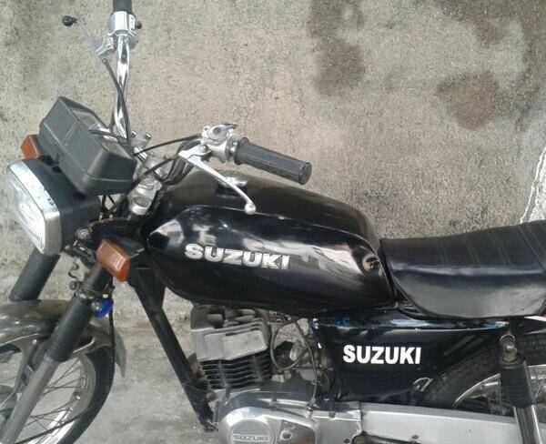 suzuki 100