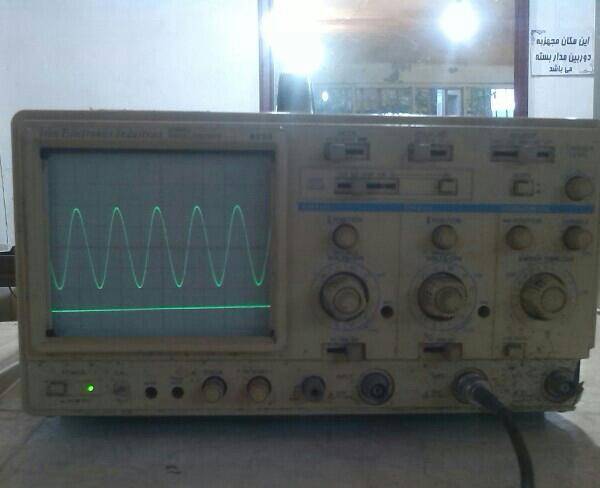 اسیلوسکوپ دو کاناله ٢٠ MHz