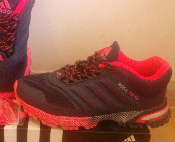 adidas TR15