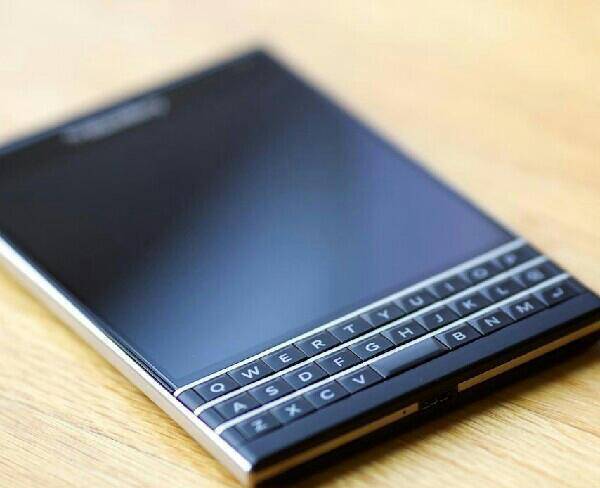 blackberry passporte