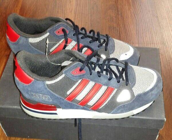 کتانی سایز ۴۰. addidas zx 750. اورجینال