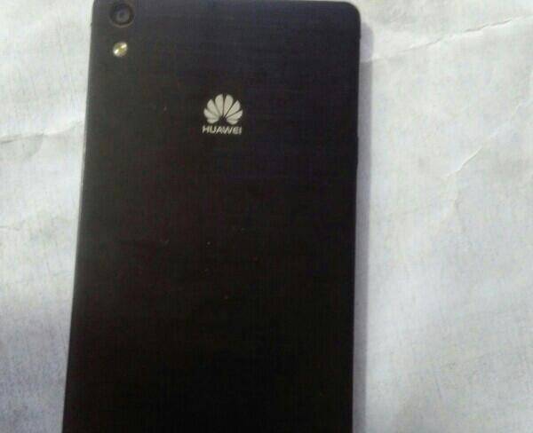 HUAWEl P6درحد نو