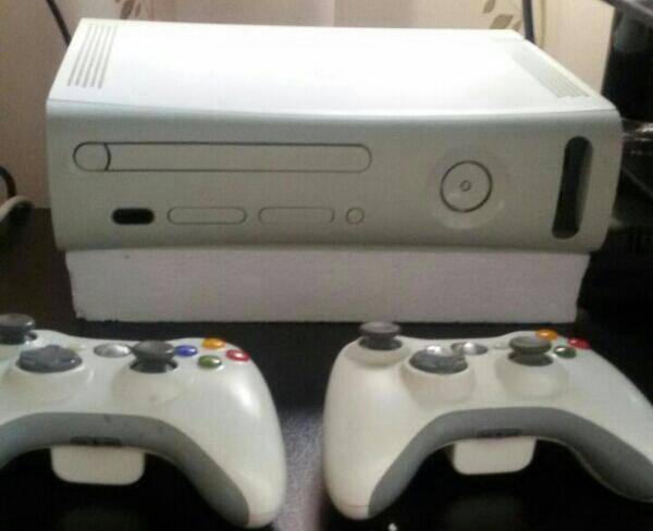 xbox 360 سفید و سالم سری اول