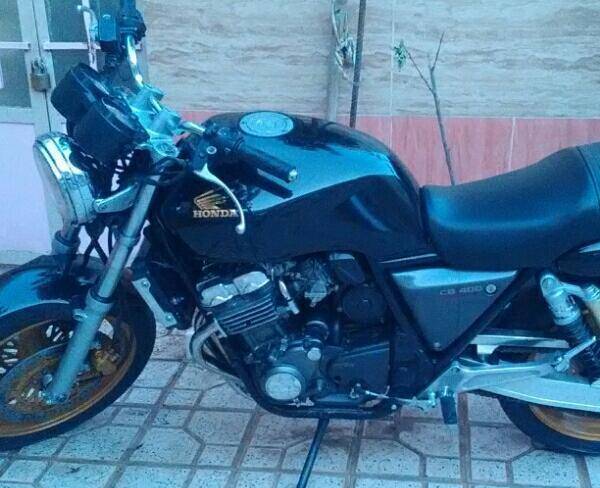 موتور هنداCB400